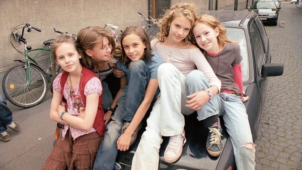Gesehen: Die Wilden Hühner (2006) - Finster und trostlos